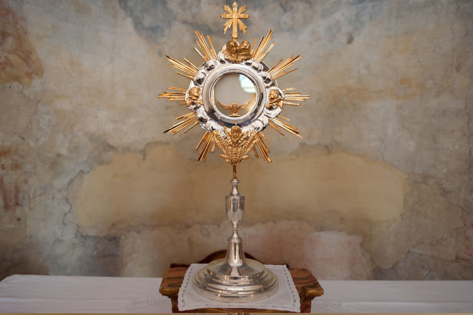 Adoracje Najświętszego Sakramentu dla kobiet