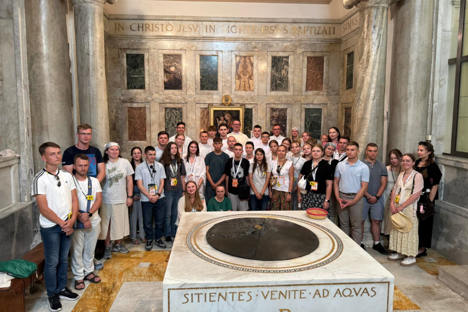 Młodzież z diecezji łomżyńskiej na obchodach Roku Jubileuszowego w Rzymie